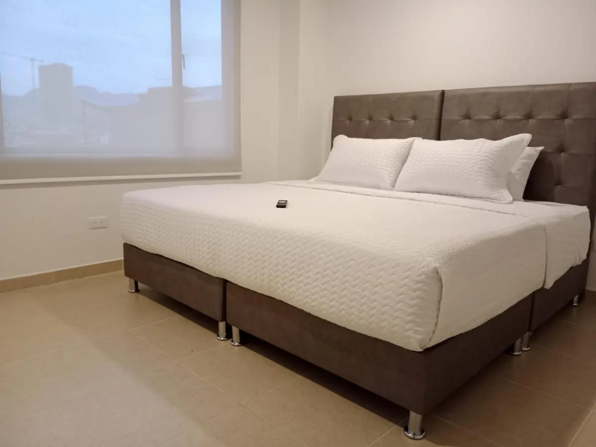 Aparta Suite Plaza Premium Bogotá 0*,  Colombia